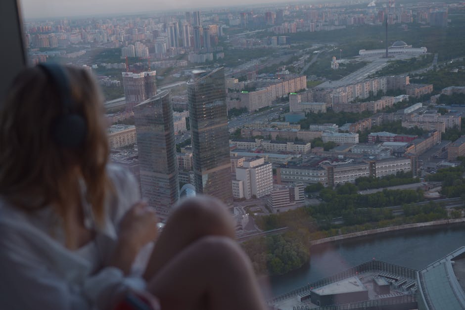 Rooftop skyline sunset view from Pilsen apartment - Pilsen Chicago rentals Rooftop skyline sunset view from Pilsen apartment - Pilsen Chicago rentals