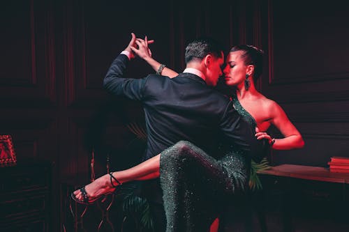 Fotos de stock gratuitas de actuación, bailando, elegante