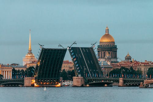 Δωρεάν στοκ φωτογραφιών με neva-river, αρχιτεκτονική, γέφυρα Φωτογραφία από στοκ φωτογραφιών