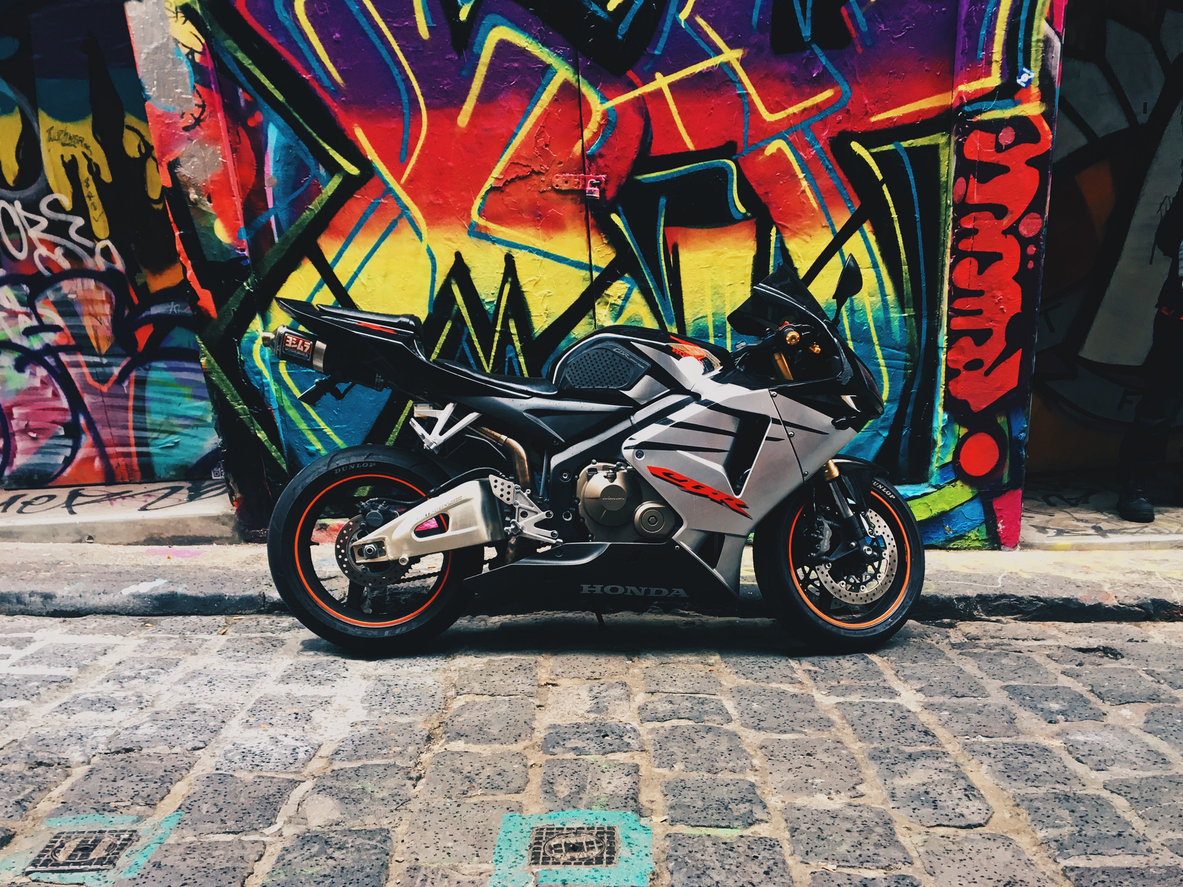 Honda motorcycle for sale in Chelyabinsk: Legal, Cost, and Ownership Guide