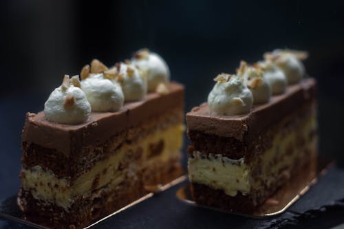 Free Slices of Chocolate Mousse Cake in Close-up Photography Stock Photo