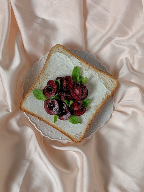 Základová fotografie zdarma na téma bílé pozadí, čerstvý, chleba