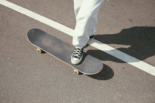 Gratis lagerfoto af Ben, skateboard, skateboarder
