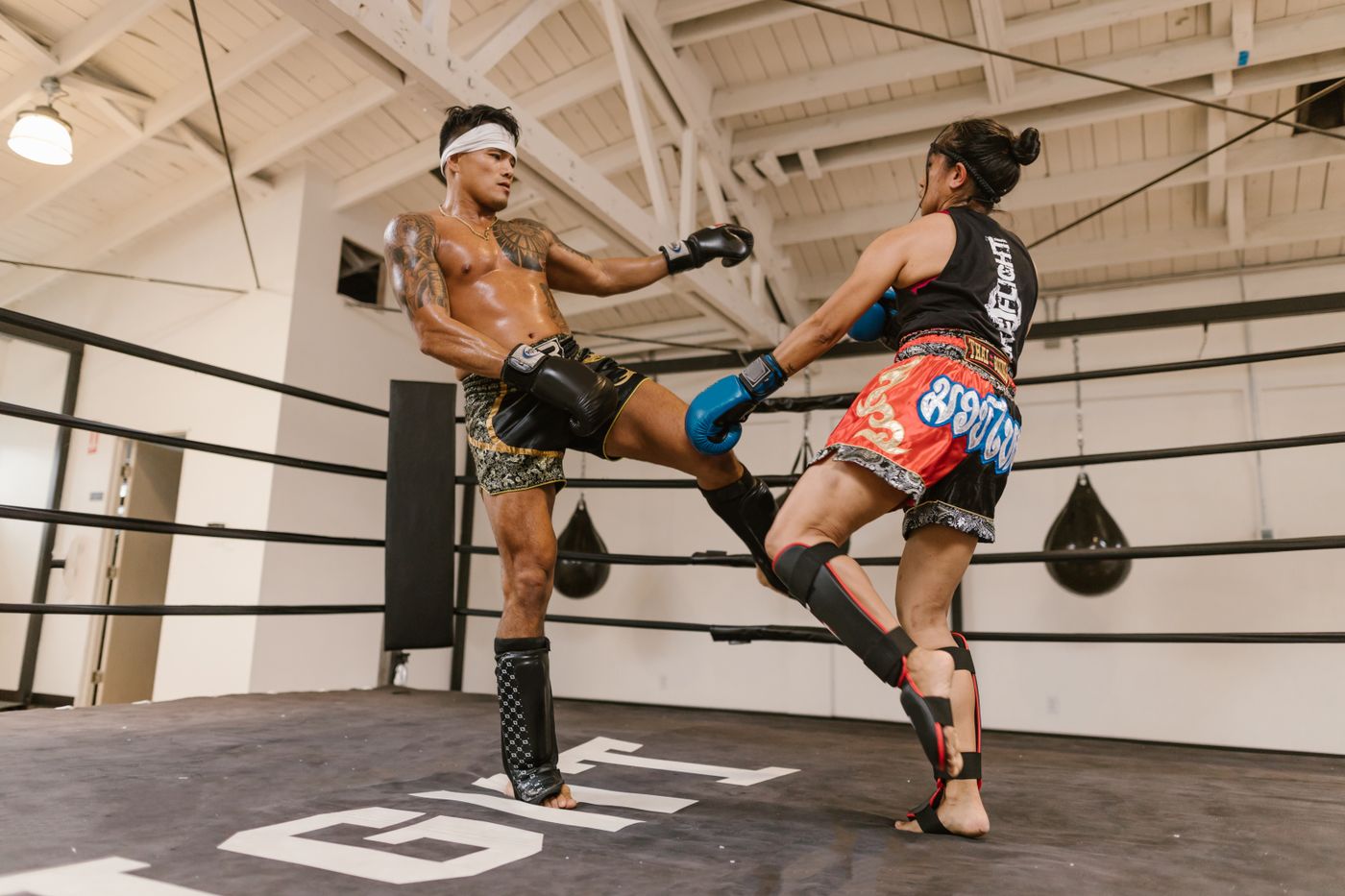 Muay Thai sparring