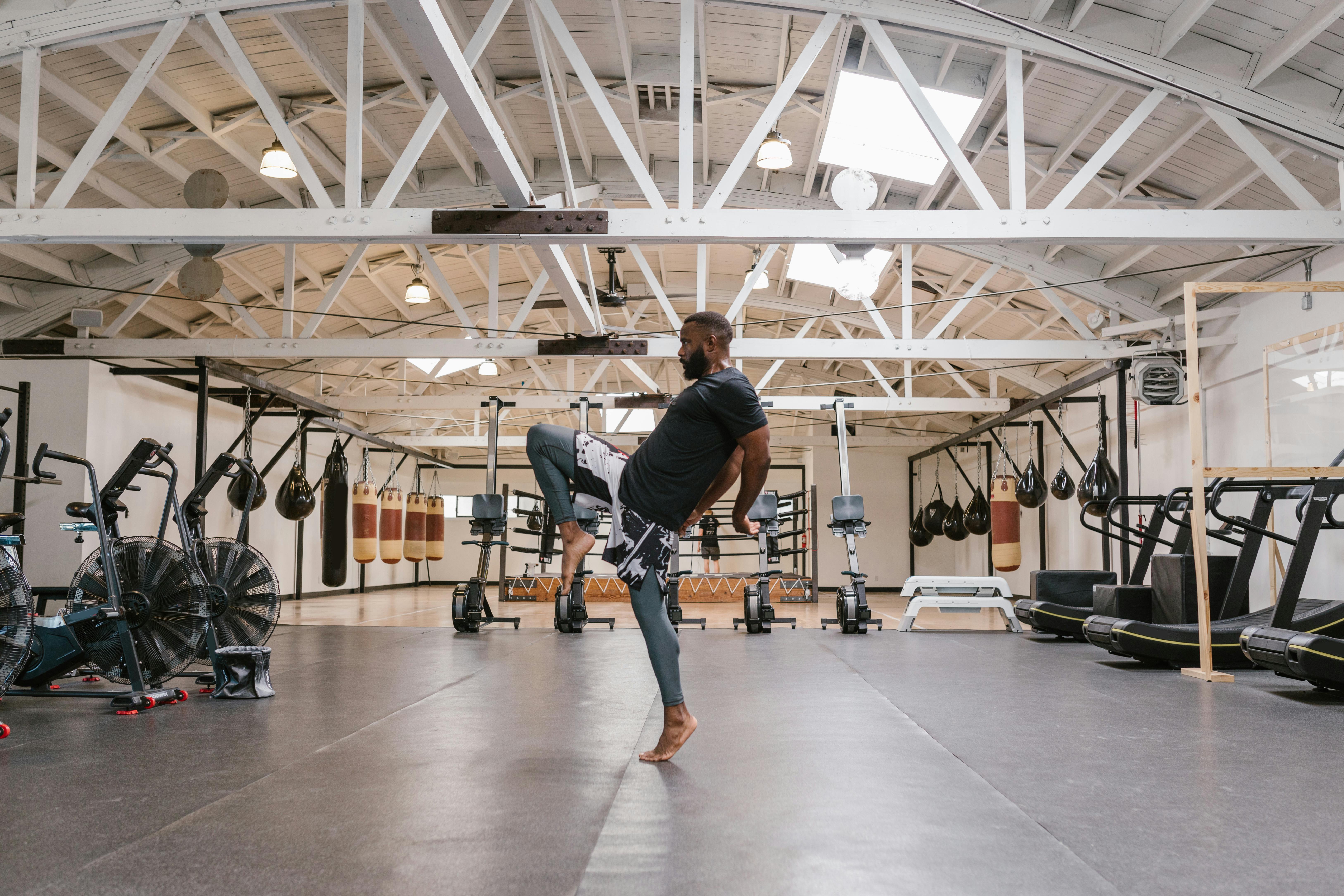 fitness, injury prevention, workout safety, mobility, recovery, physiotherapy — Photo by RDNE Stock project on Pexels