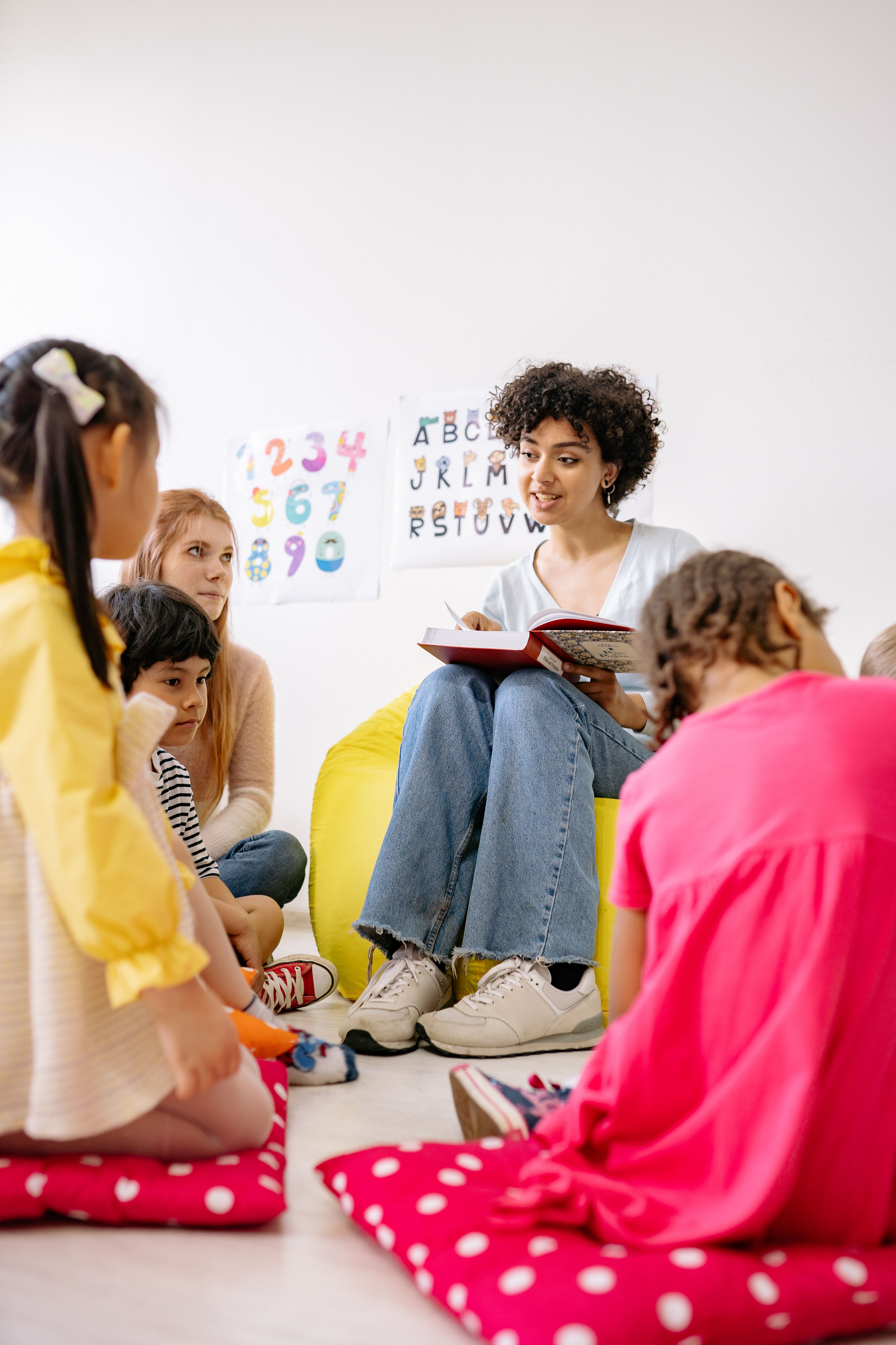 Students Classroom Photos, Download The BEST Free Students Classroom ...