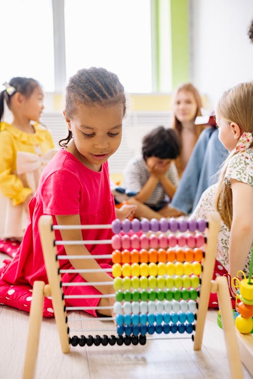 Ilmainen kuvapankkikuva tunnisteilla abacus, esikoulu, esikoululainen