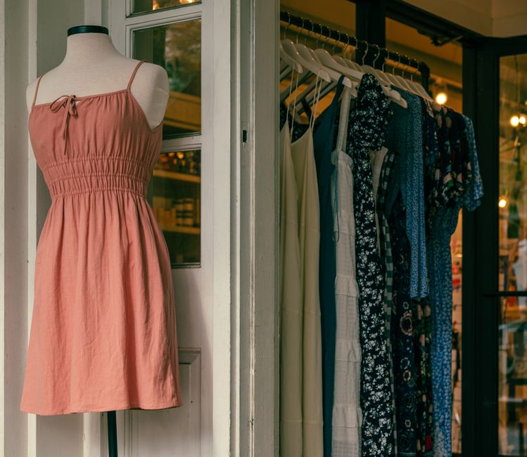 Women’s dresses,