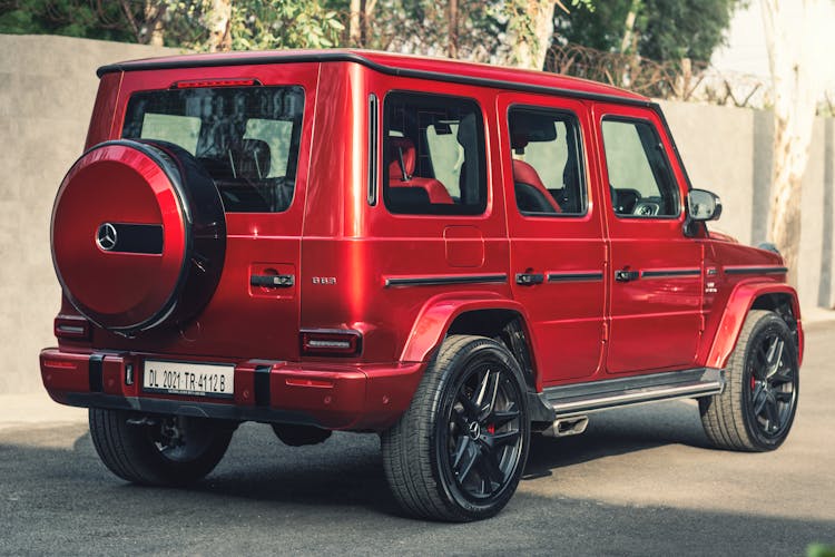 Red Mecedes-Benz G Class