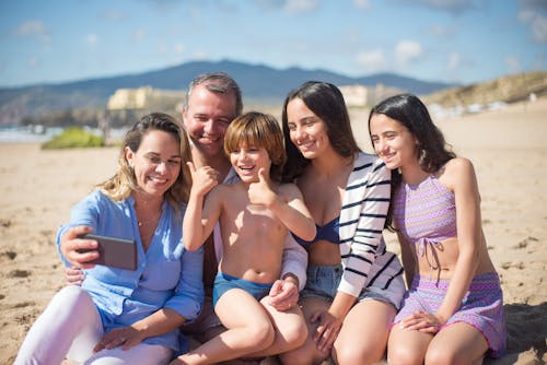 Kostnadsfri bild av barn, familj, grupp