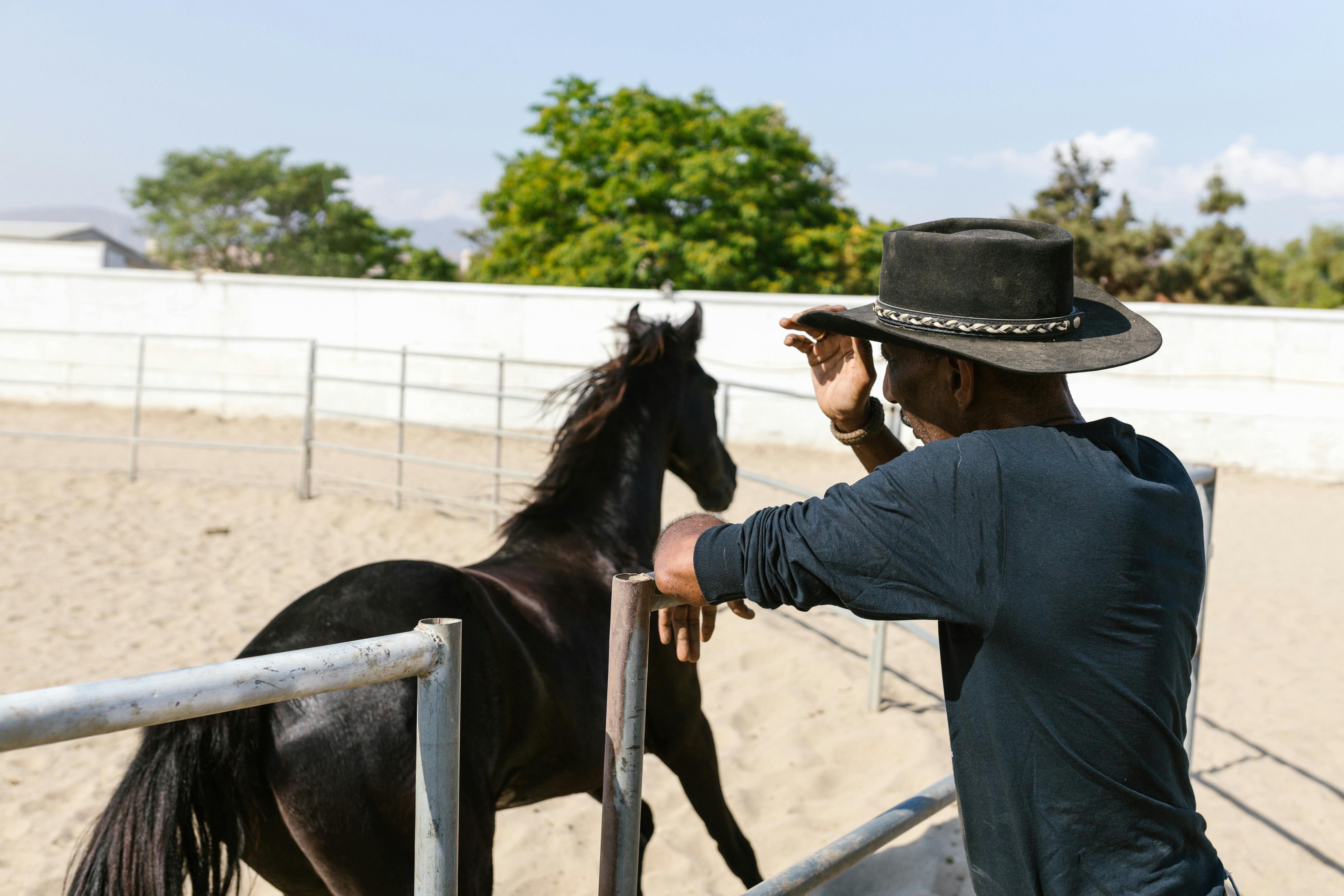 running cowboy hat