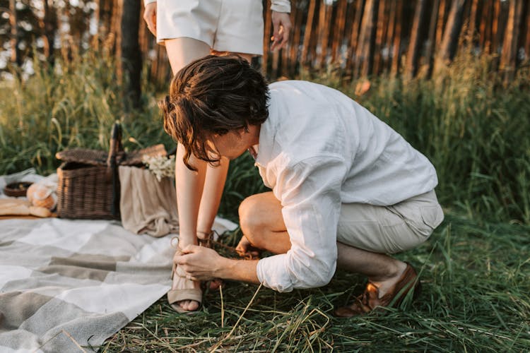 A Romantic Couple Having A Picnic