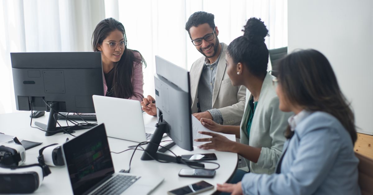 How Human-In-The-Loop Content Workflows Improve AI Generated Content
