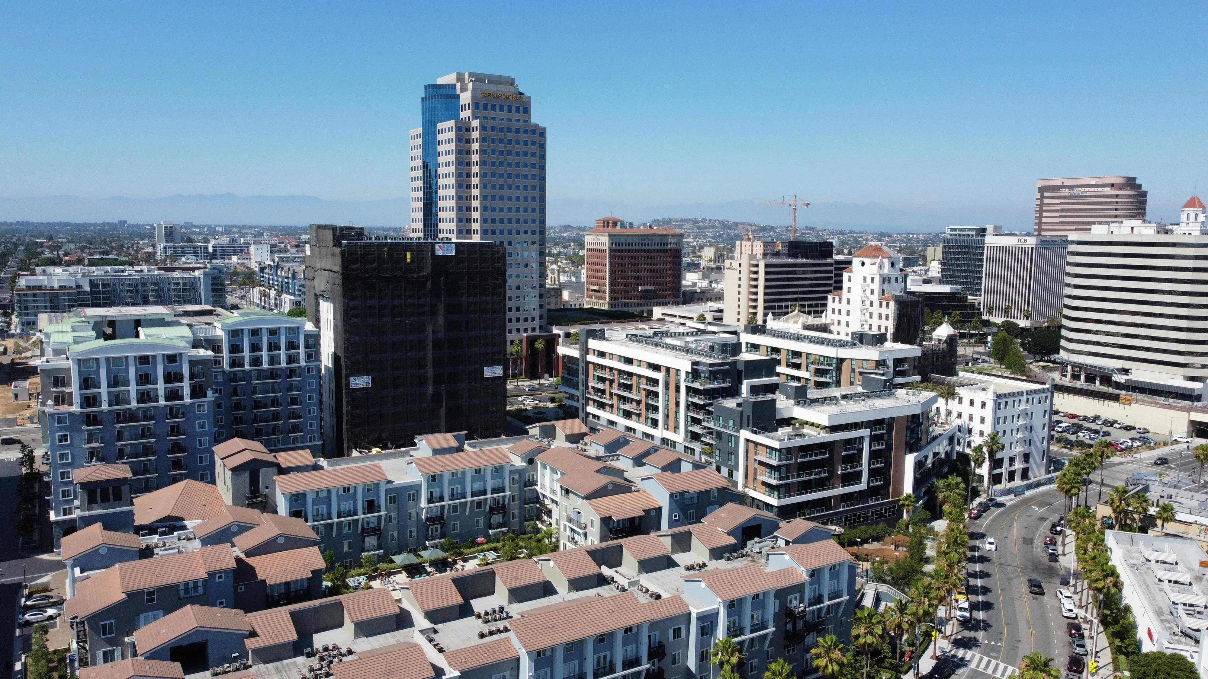 City Council OKs contract for Wright Street Parking Deck repairs, maintenance — Photo by Miguel Martinez on Pexels