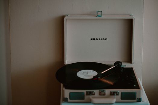 Crosley Cruiser Plus Vintage Portable Turntable