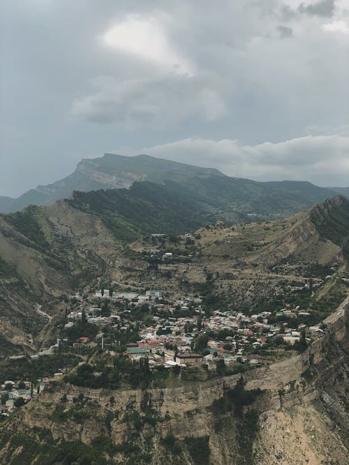 Fotos de stock gratuitas de escénico, montañas, paisaje