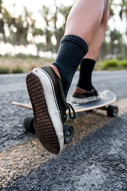 Kostenloses Stock Foto zu nahansicht, rollschuhläufer, skateboard