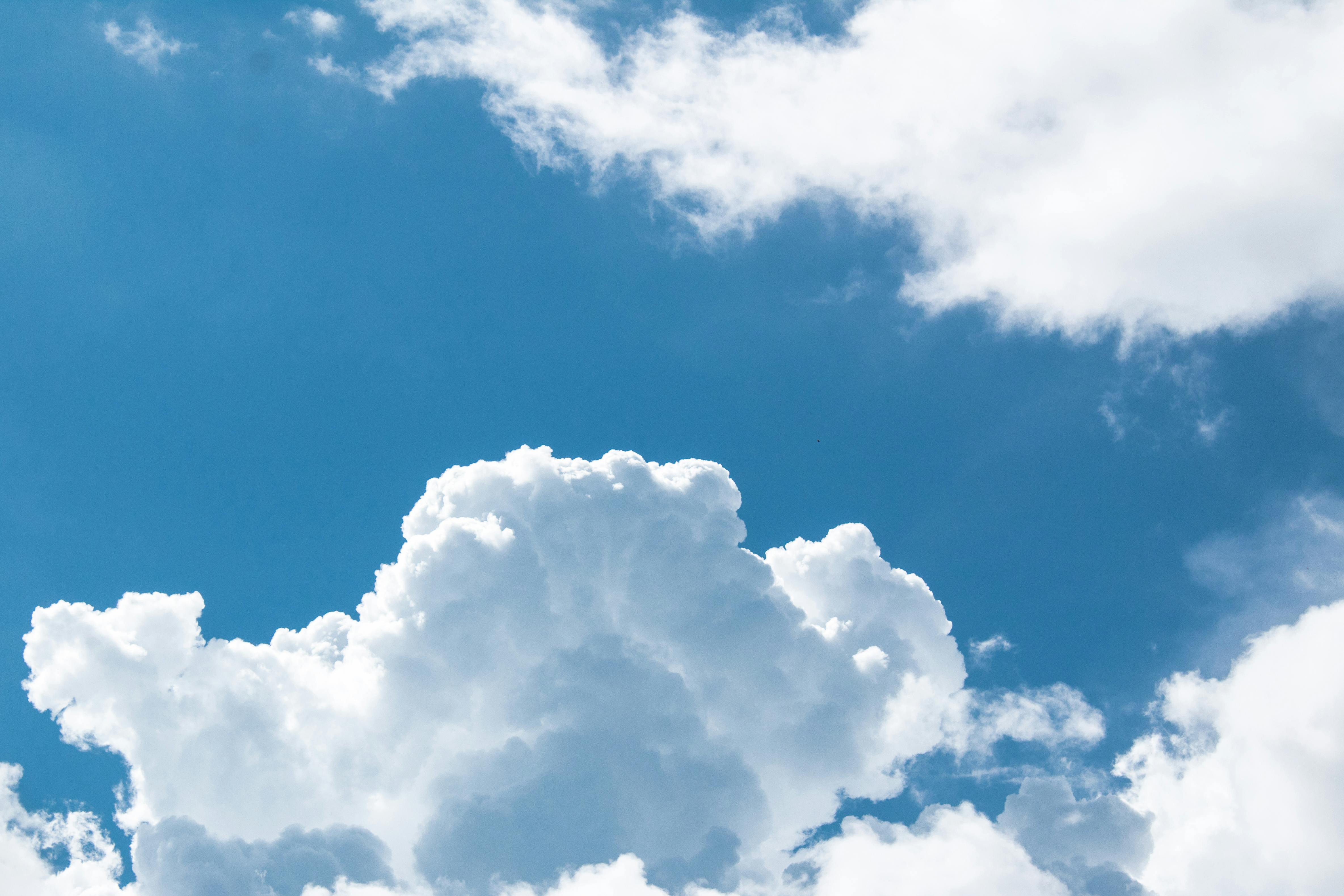 software engineering cloud-native — Photo by Donald Martinez on Pexels