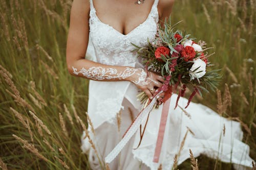 Gratis lagerfoto af ægteskab, blomster, brudebuket Lagerfoto