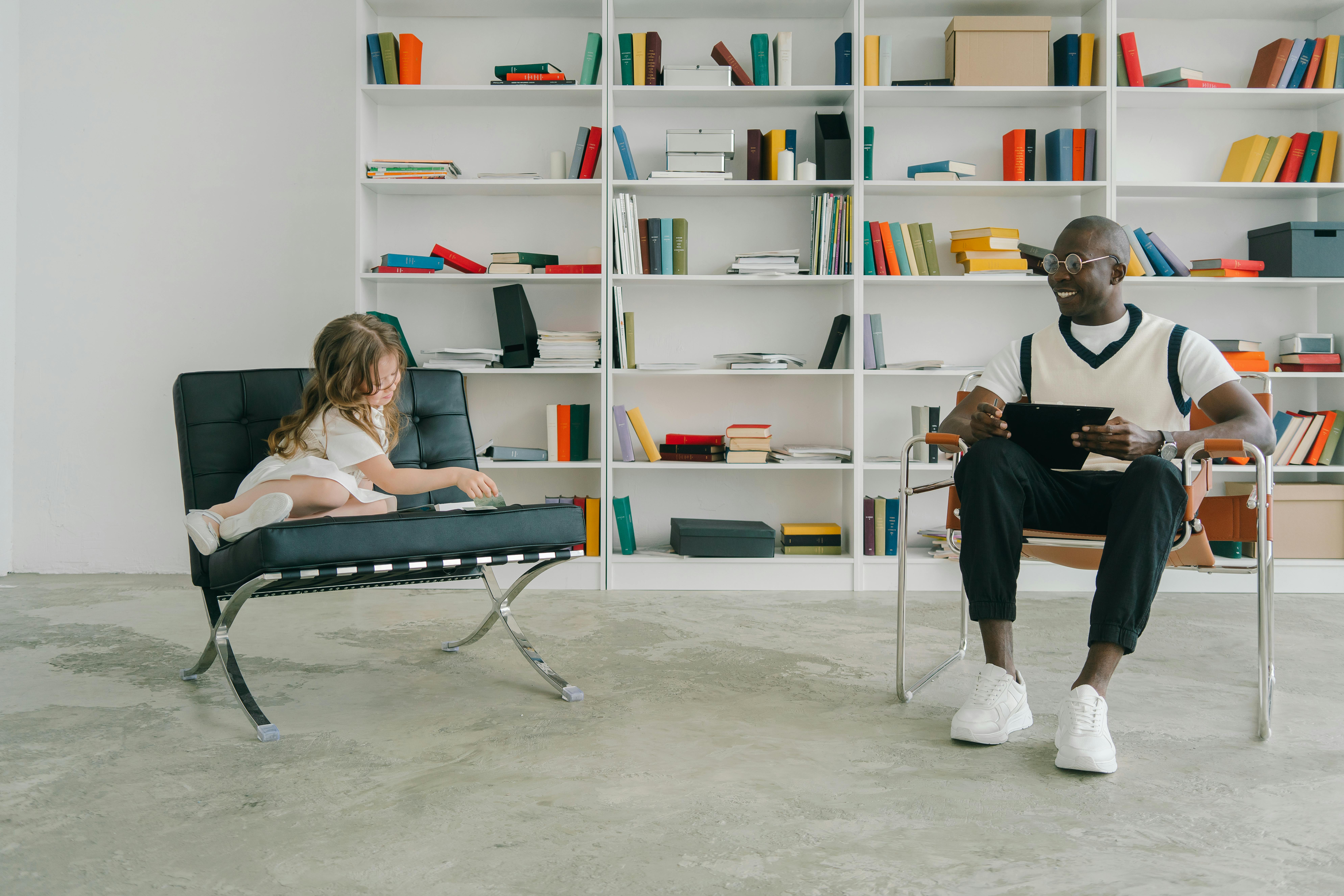 Photos gratuites de #intérieur, afro-américain, appareil digital