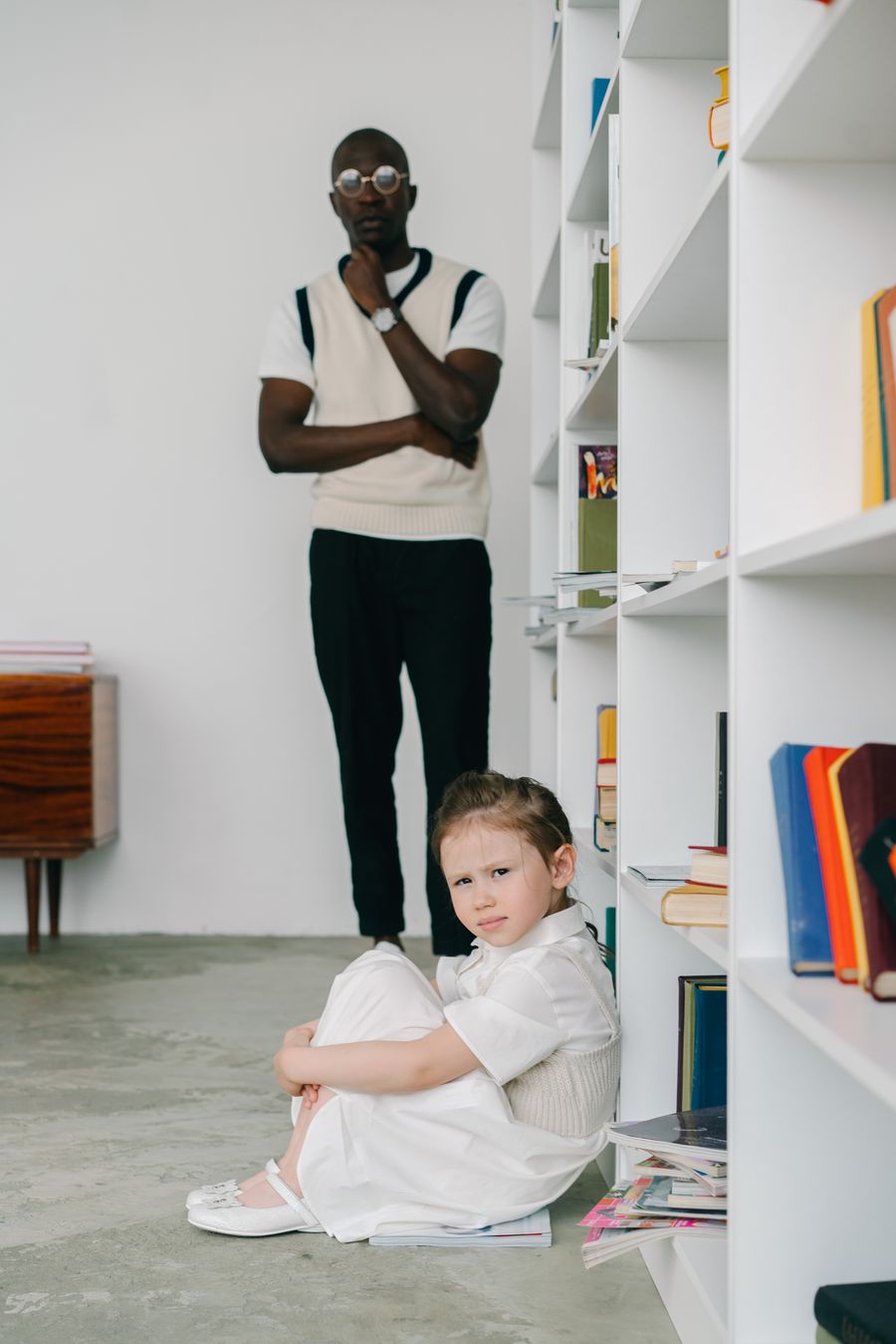 Psychologist supporting a child
