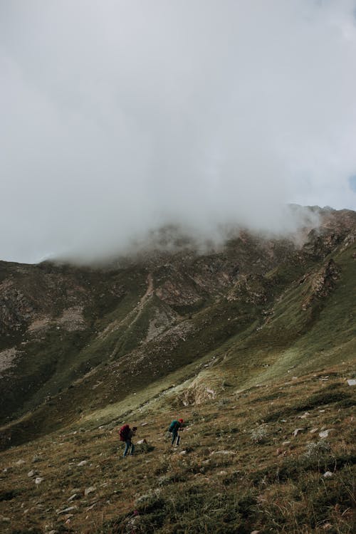 бесплатная Бесплатное стоковое фото с авантюристы, вертикальный выстрел, гора Стоковое фото