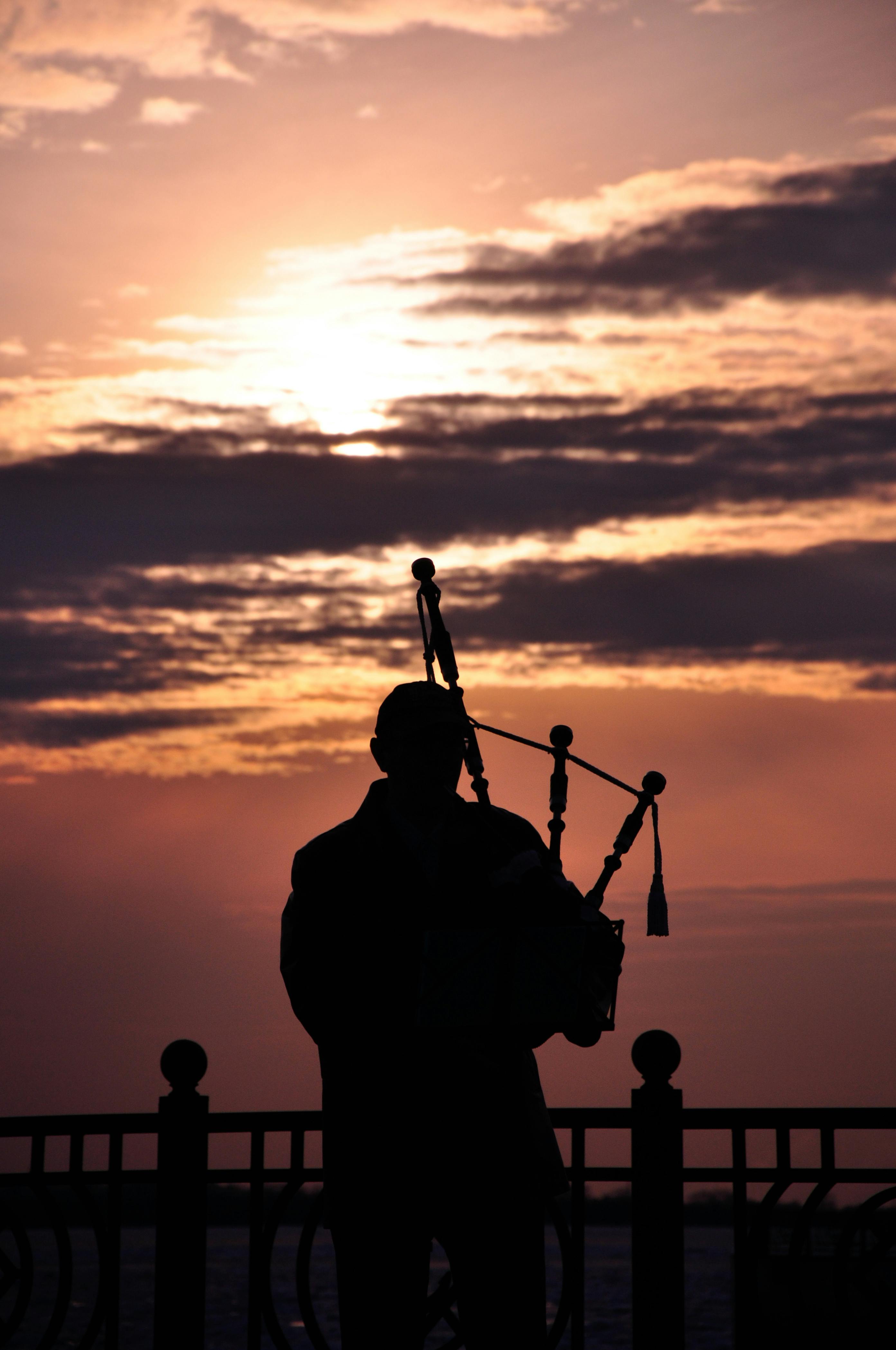 7900 Bagpipe Stock Photos Pictures  RoyaltyFree Images  iStock   Bagpipe player Scottish bagpipe Playing bagpipe