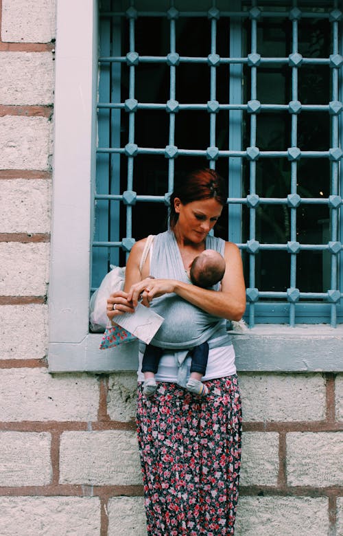 Fotobanka s bezplatnými fotkami na tému bábätko, dieťa, mama