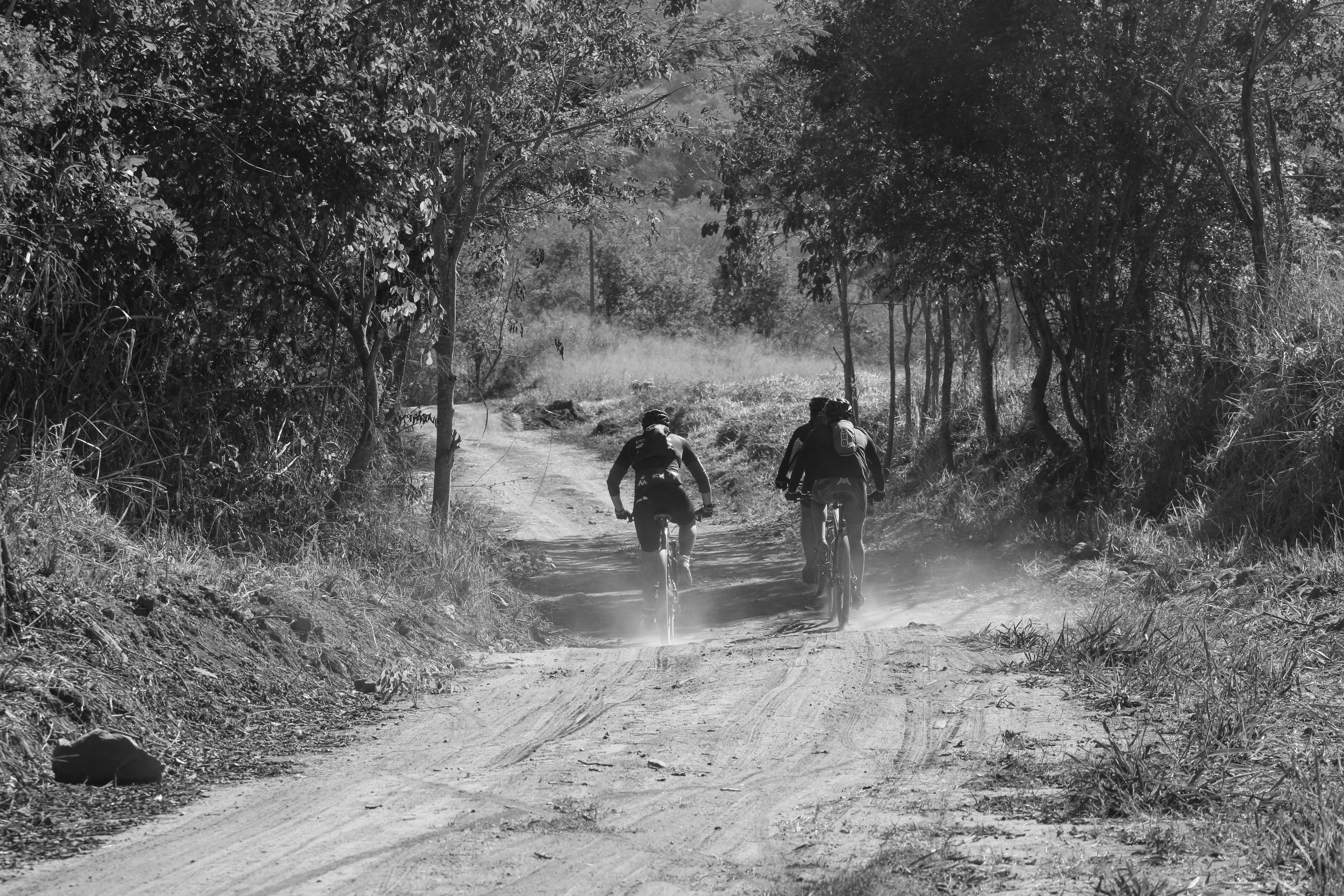 Cycle the flat valley tracks