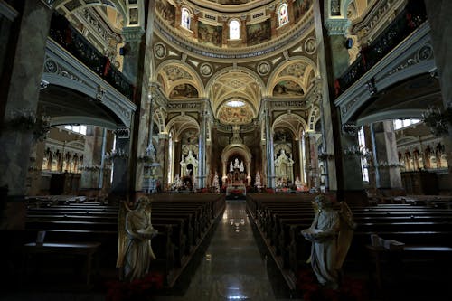 Fotobanka s bezplatnými fotkami na tému bazilika svätého josafata, dóm, kostol