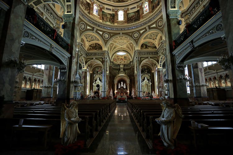 The Interior Of The Basilica Of Saint Josaphat In Wisconsin