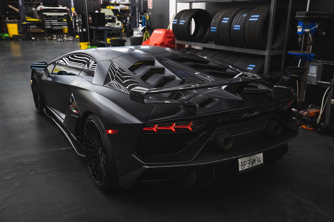 Black Car Parked in the Garage · Free Stock Photo