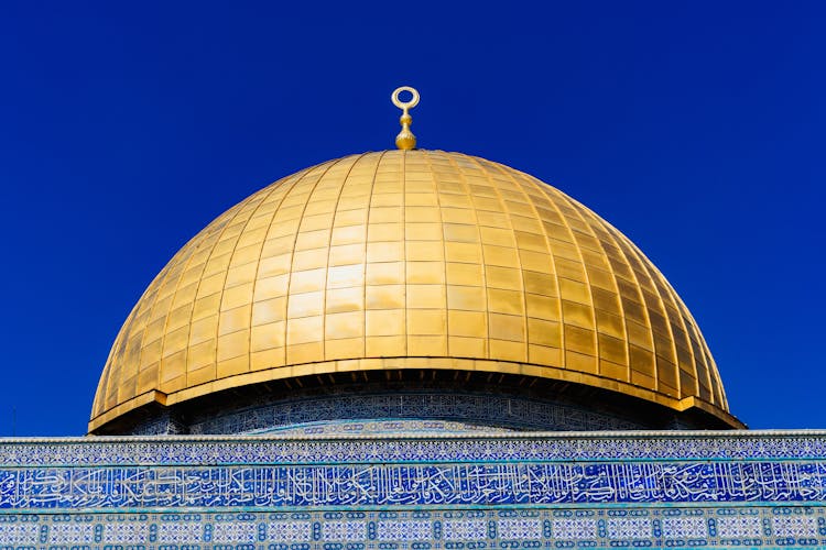 Dome Of The Rock Under Blue Sky