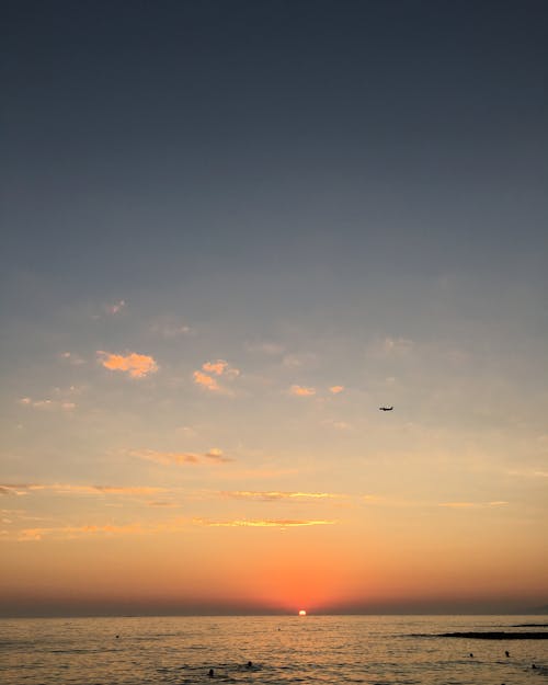 Free Sunset over Sea Stock Photo