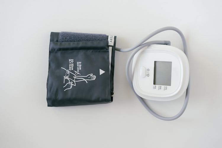 A Sphygmomanometer Up Close