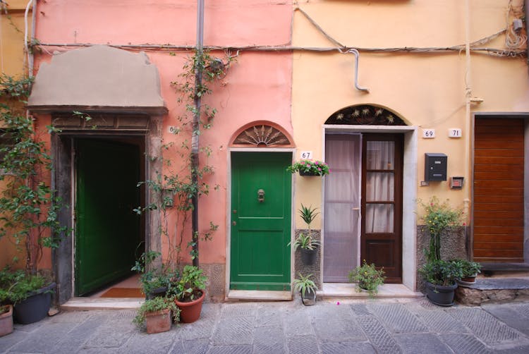 Front Doors On A Apartment Building