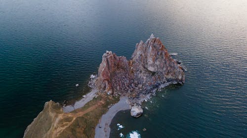 Kostenloses Stock Foto zu drohne erschossen, felsen, insel