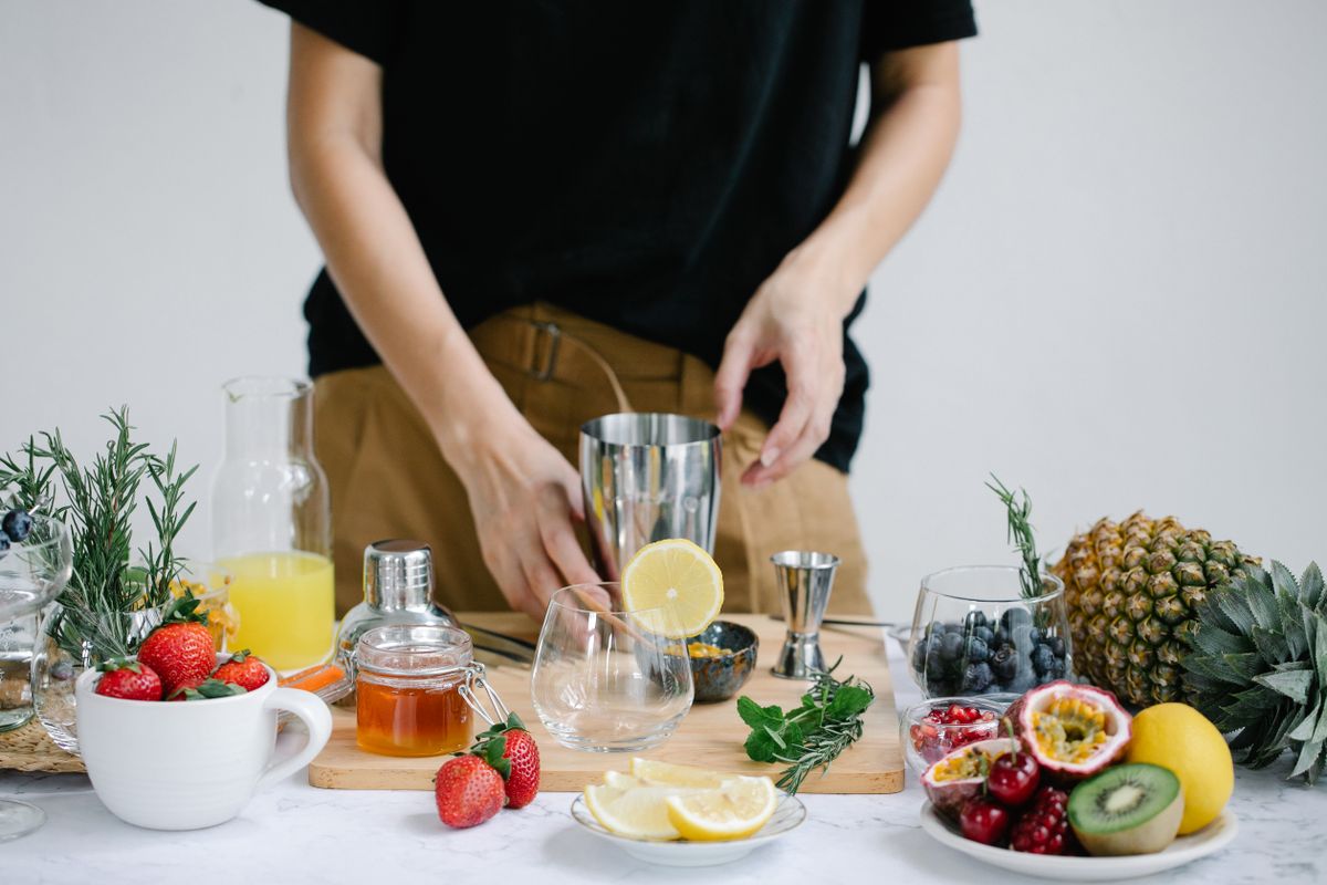 Sirop maison pour cocktails : recettes de base - Conservation, hygiène et astuces professionnelles
