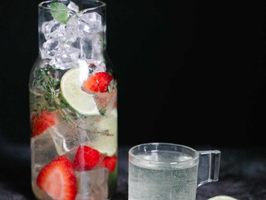 Does lemon contain zinc?
