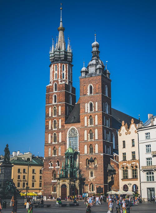 历史建筑, 哥德式的, 尖塔 的 免费素材图片