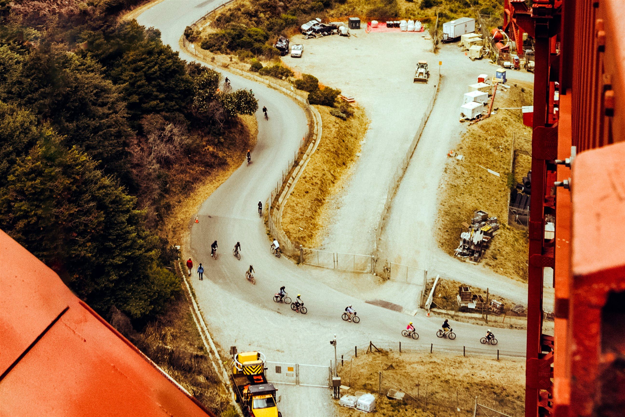 Qinghai Lake Cycling — Route Stages for Independent Cyclists