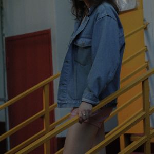 Quilted indigo overshirt, photo by Petrunina Olga on Pexels