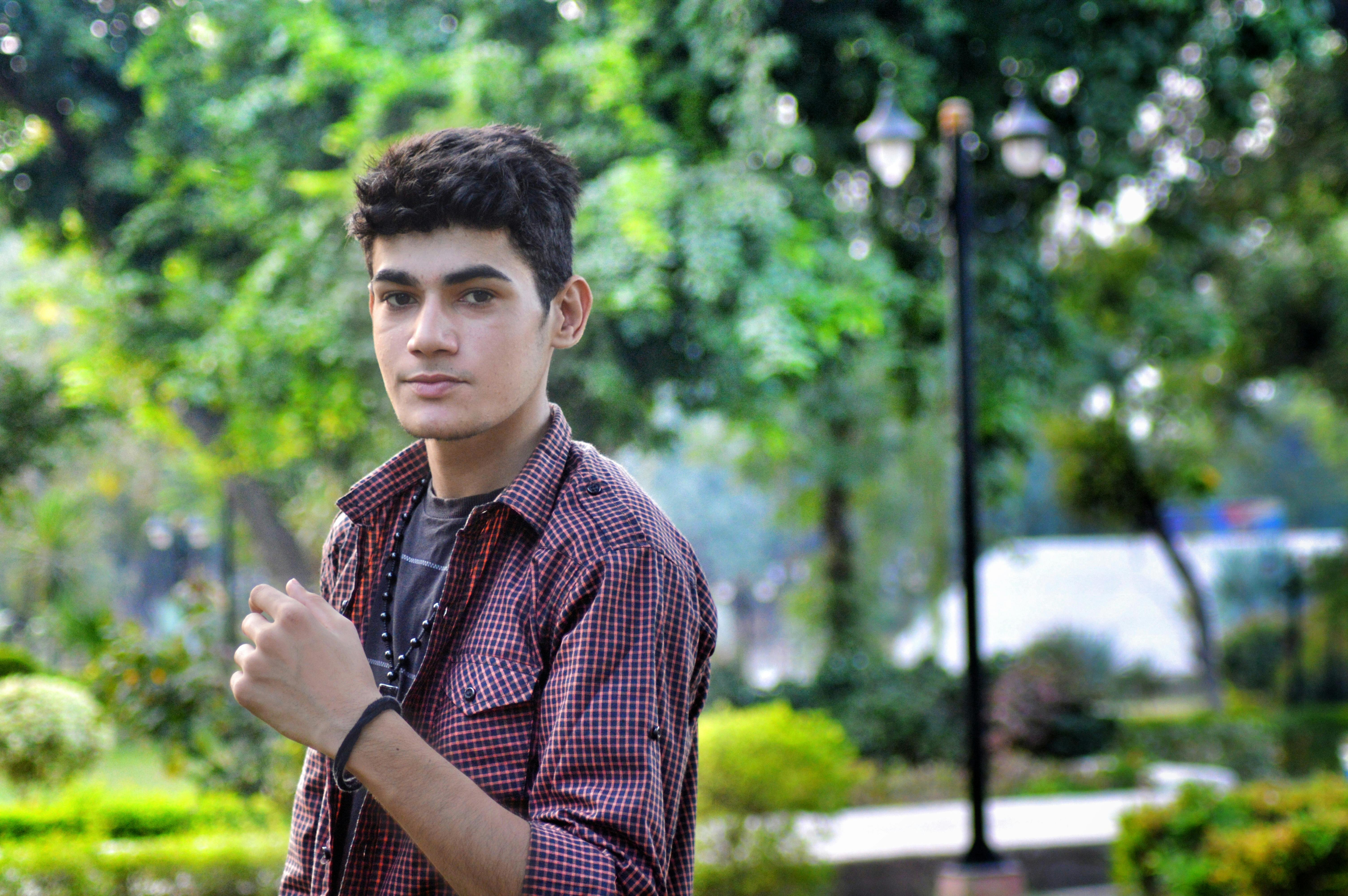 爱情公寓1 4季下载，爱情公寓1~4季下载