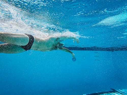 Δωρεάν στοκ φωτογραφιών με άνδρας, γυμνός από τη μέση, κολυμβητής