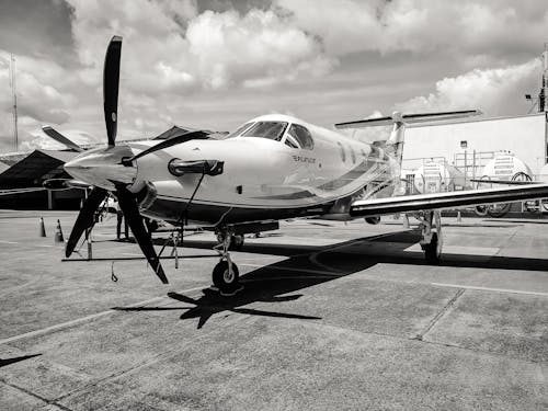 Free Grayscale Photo of Fighter Plane Stock Photo