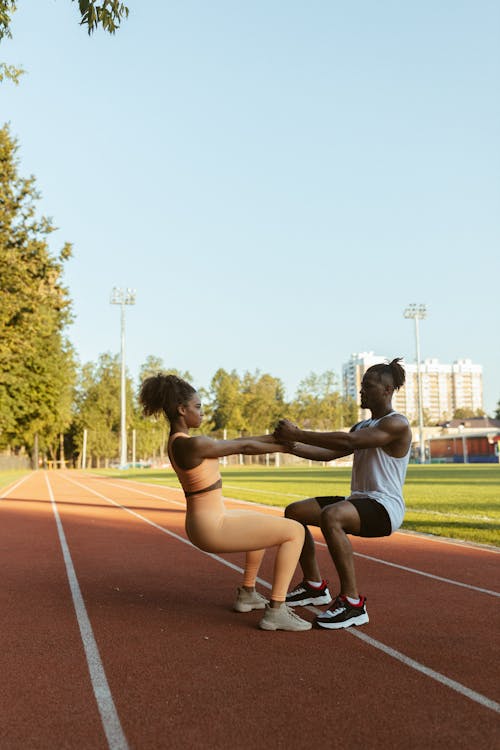 Gratis stockfoto met activiteit, Afro-Amerikaanse man, Afro-Amerikaanse vrouw