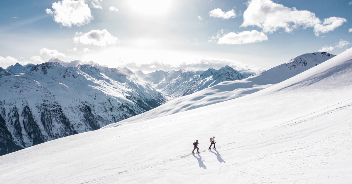 Powder Skiing Technique - A Complete Guide