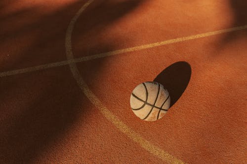 Základová fotografie zdarma na téma basketbal, basketbalové hřiště, koule
