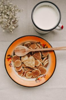 Frosted Mini Spooners Cereal — kidney-friendly food