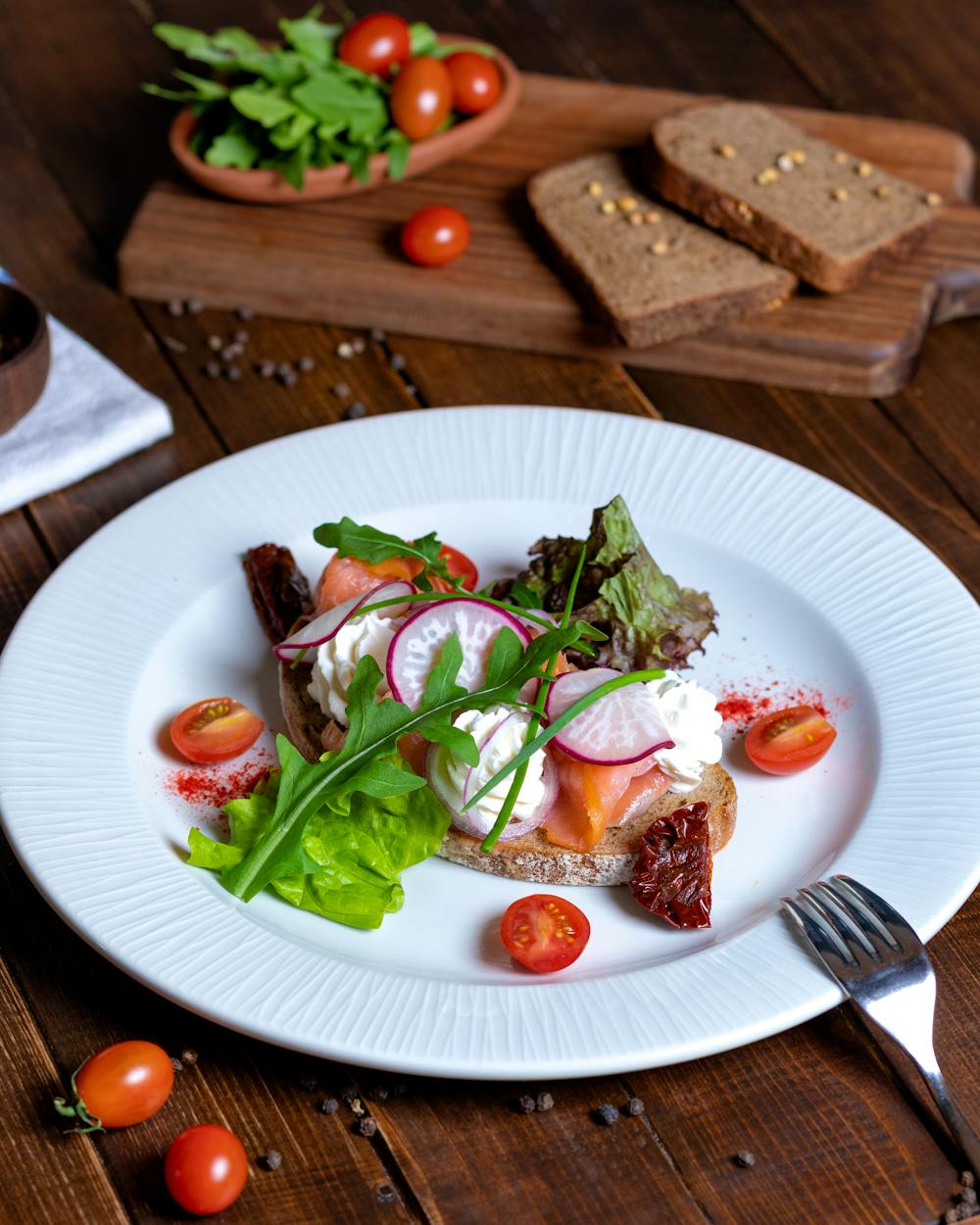 Seared Tuna Steak with Avocado Salsa